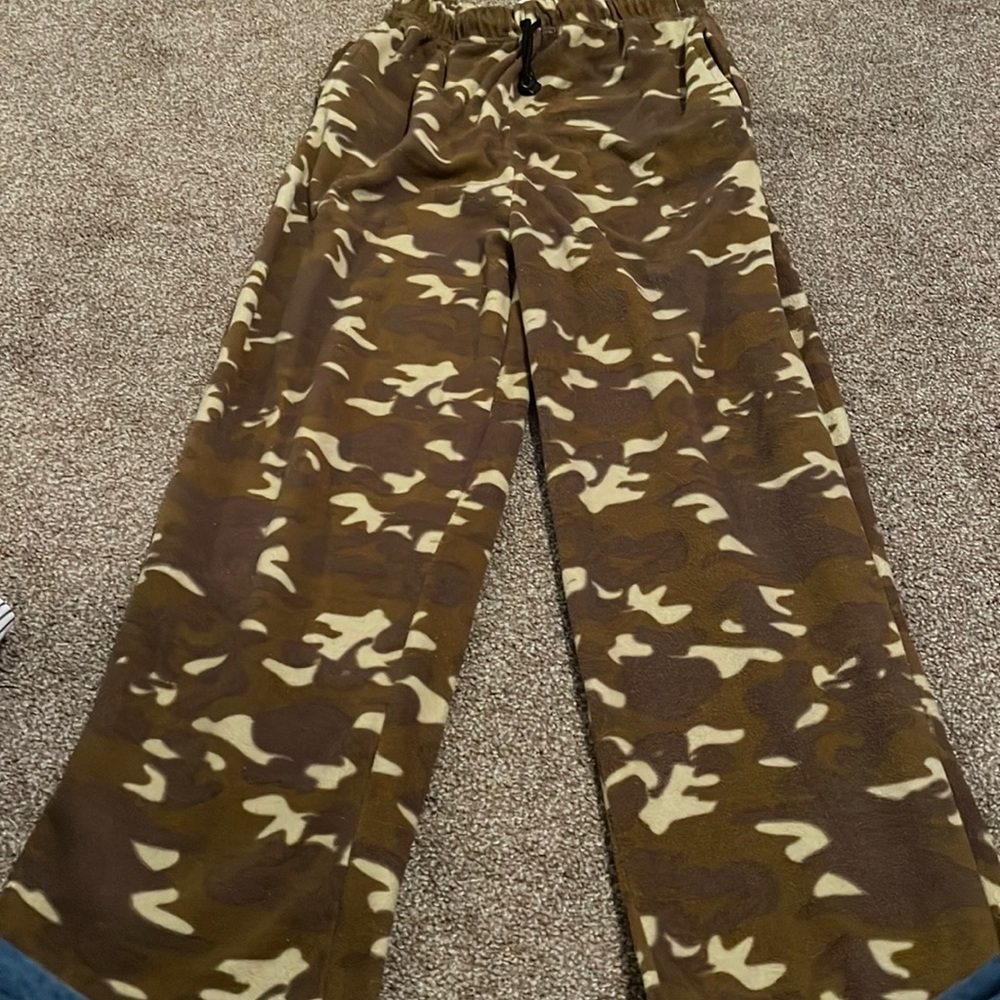 Men’s pajama pants